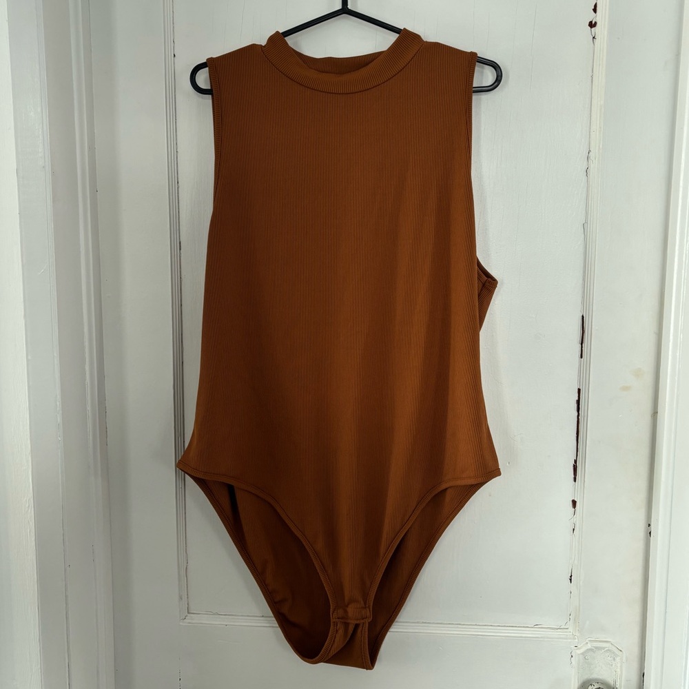 ✨ 3/$30 ✨ SHEIN Curve Burnt Orange Mock Neck Bodysuit 4X | Plus Size